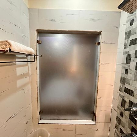 Hotel Oyster Pearl I Near Medanta Hospital I Sec-39 I Gurgaon Extérieur photo