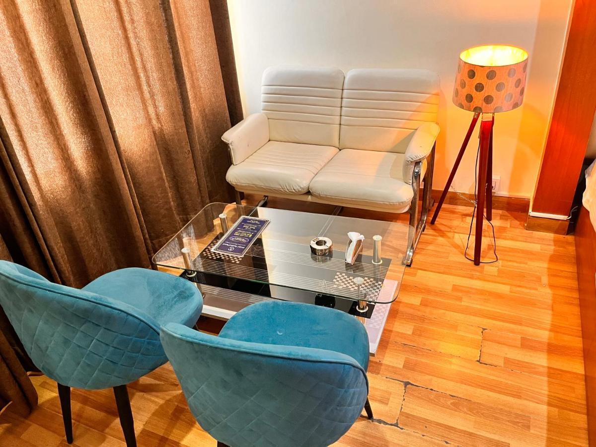 Hotel Oyster Pearl I Near Medanta Hospital I Sec-39 I Gurgaon Extérieur photo