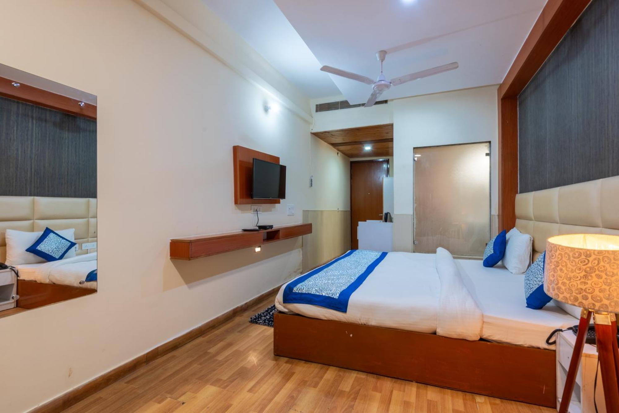 Hotel Oyster Pearl I Near Medanta Hospital I Sec-39 I Gurgaon Extérieur photo