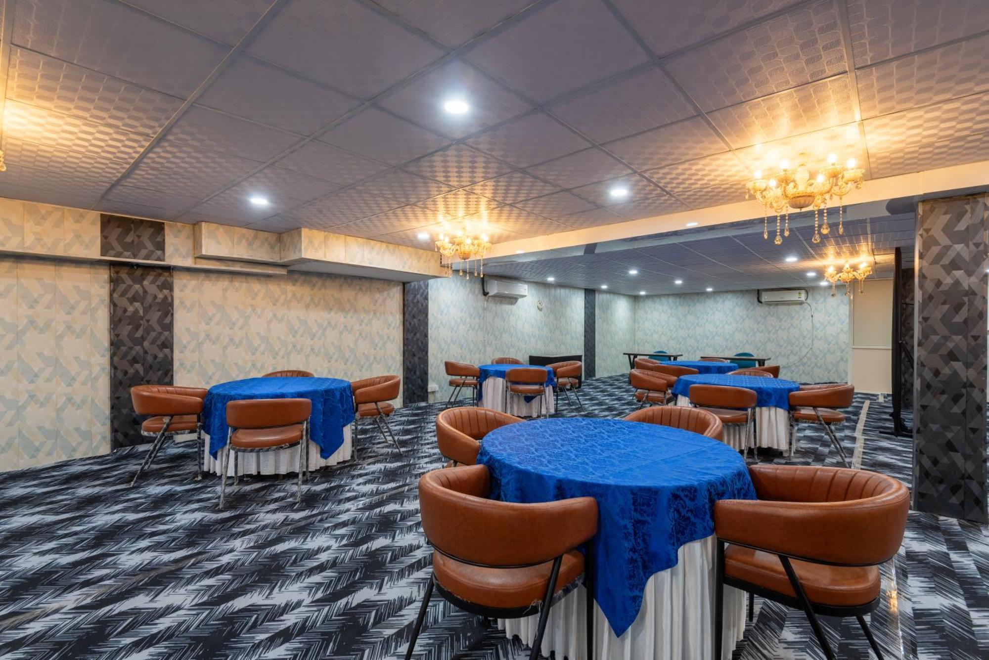 Hotel Oyster Pearl I Near Medanta Hospital I Sec-39 I Gurgaon Extérieur photo
