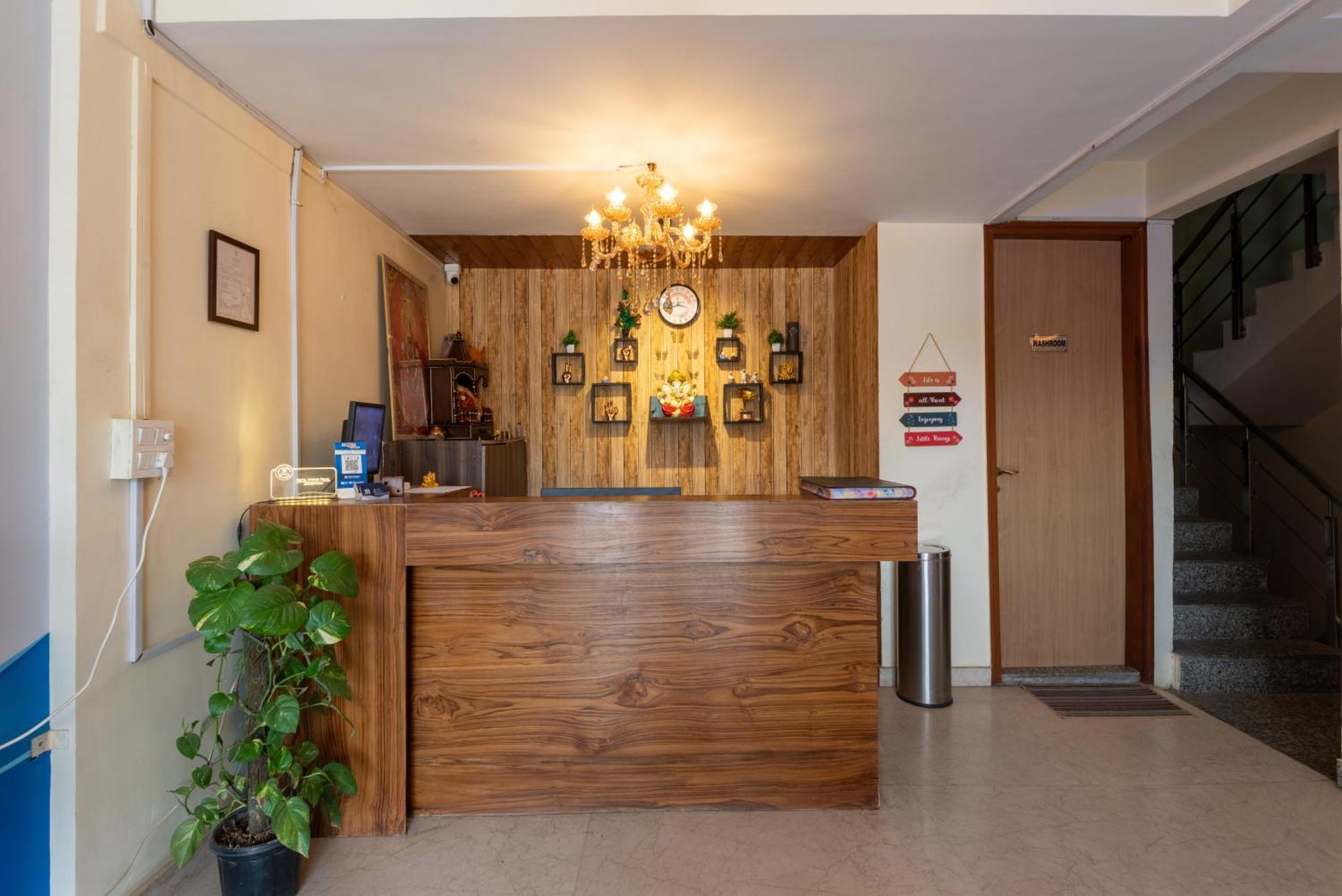 Hotel Oyster Pearl I Near Medanta Hospital I Sec-39 I Gurgaon Extérieur photo